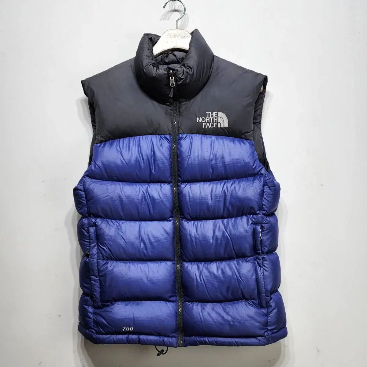 THE NORTH FACE(ザノースフェイス) THE NORTH FACE 700 Nuptse(ヌプシ 