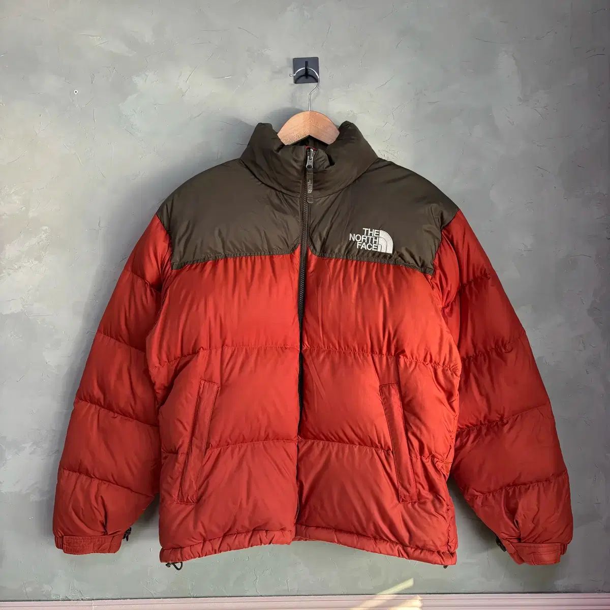 THE NORTH FACE(ザノースフェイス) Nuptse(ヌプシ) 700 グース THE NORTH FACE(ザノースフェイス) Nuptse(ヌプシ) 700 グース