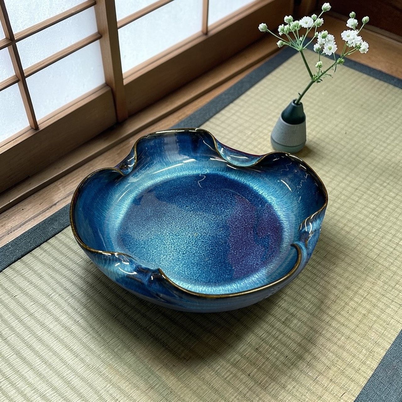 九谷焼 KUTANI YAKI 日本製 瑠璃釉 輪花 菓子鉢 盛鉢 深皿 ブルー