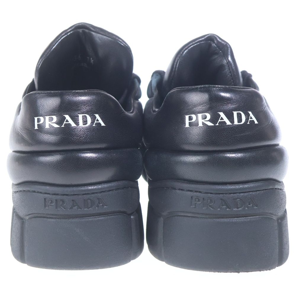 PRADA (プラダ) ダウンタウン トライアングルロゴ スニーカー ブラック 