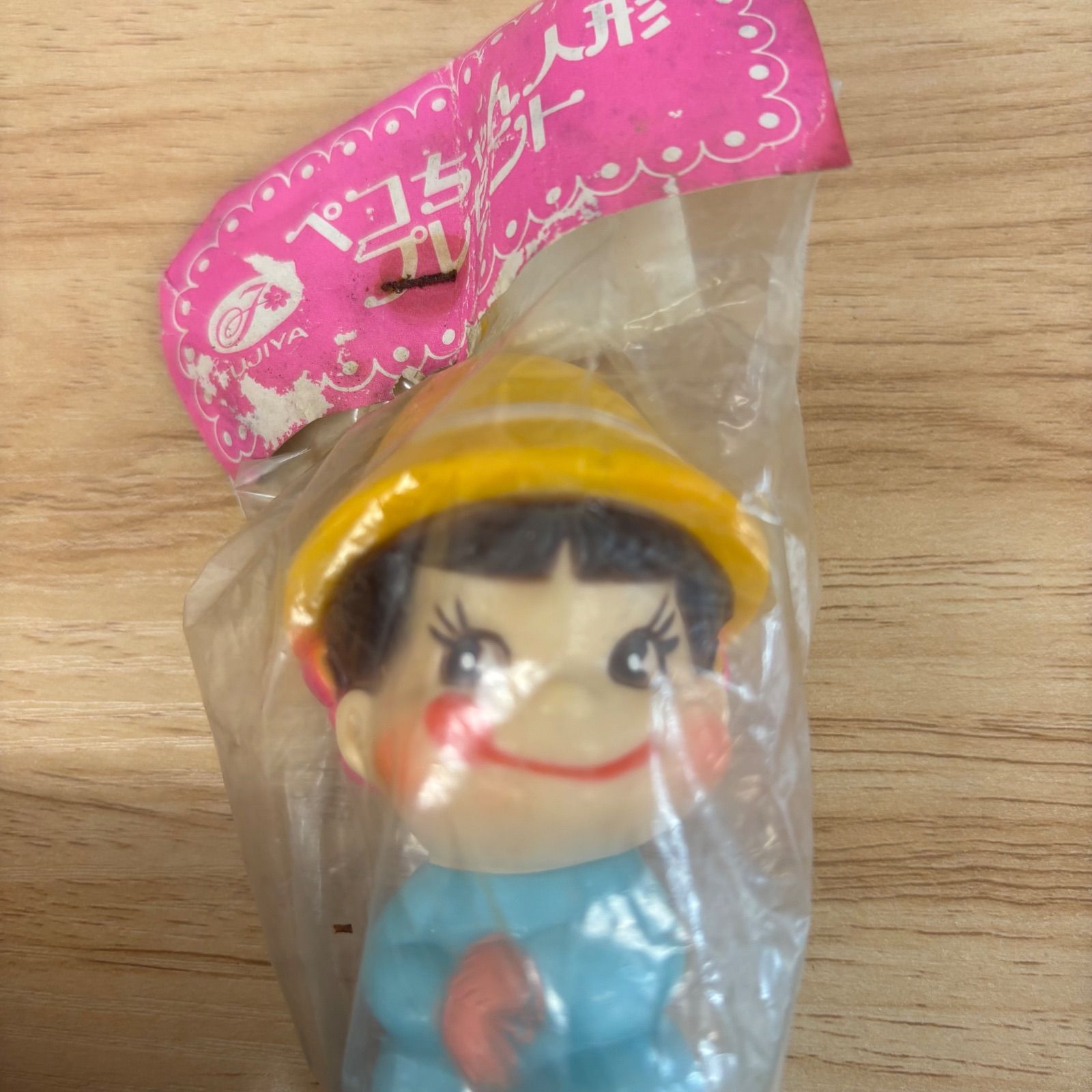 希少・未開封】不二家 ペコちゃん 人形 ソフビ フィギュア 幼稚園児