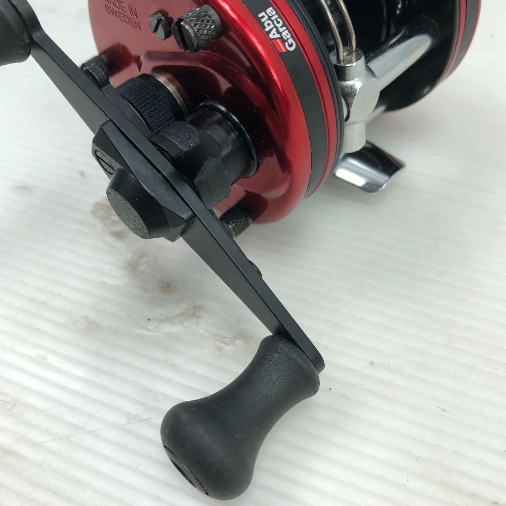 アブガルシア Ambassadeur 5000B ベイトリール（レッド） Abu Garcia アブガルシア ベイトリール アンバサダー5000B #レッド