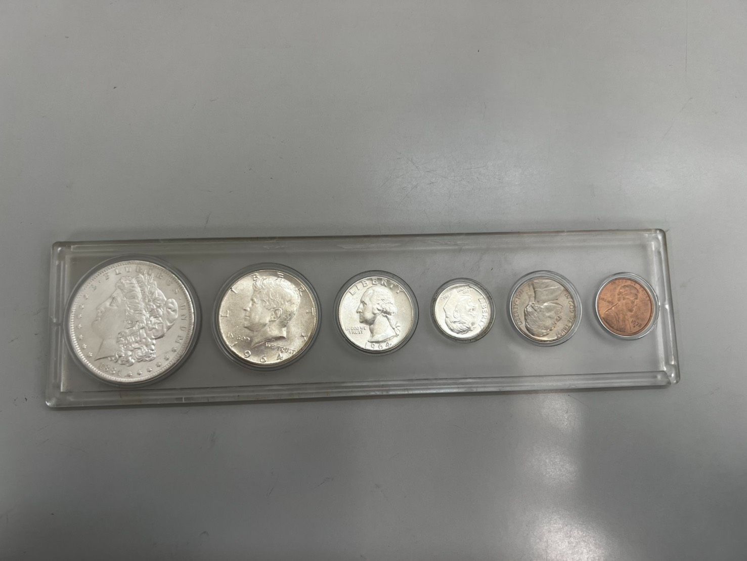 銀貨1964年 アメリカ ケネディ ハーフダラー 銀90％ 初年号／J.F.