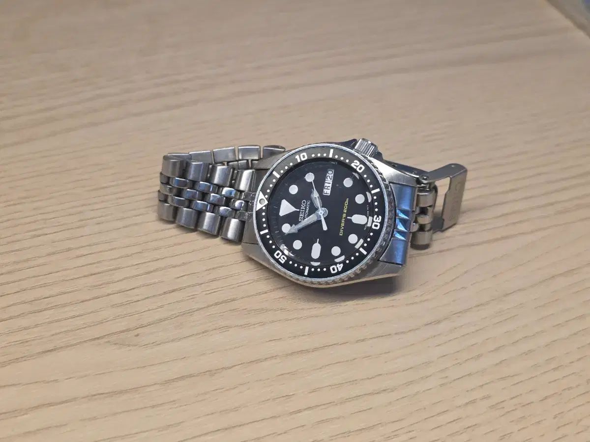 大得価，低価 セイコー SKX013