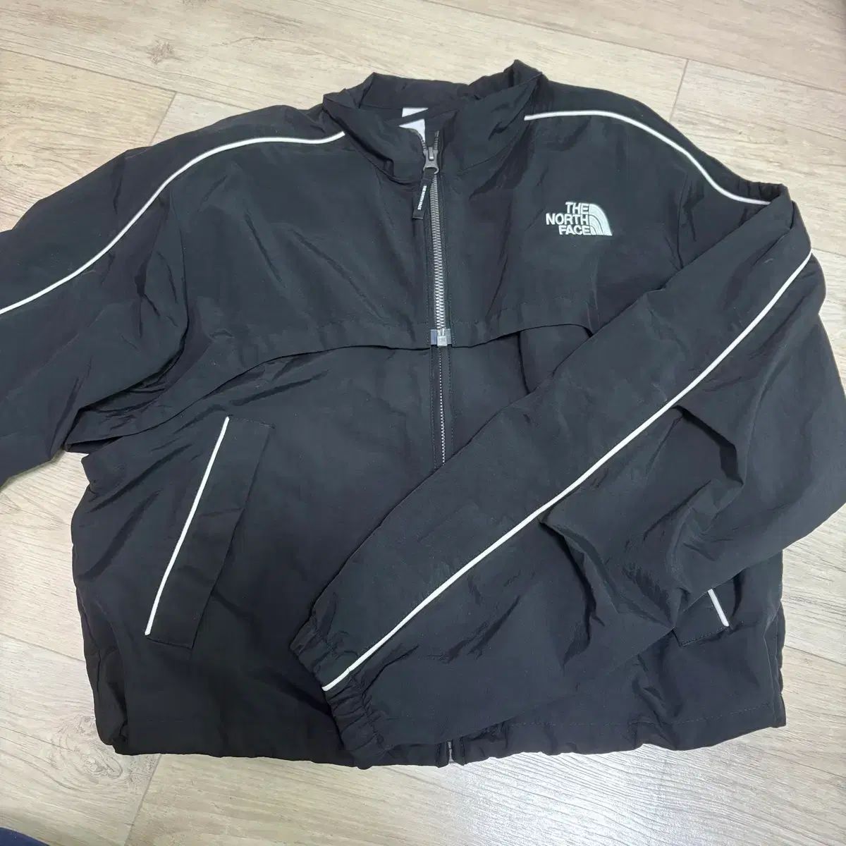 THE NORTH FACE クロップドジャケット 黒 THE NORTH FACE クロップド