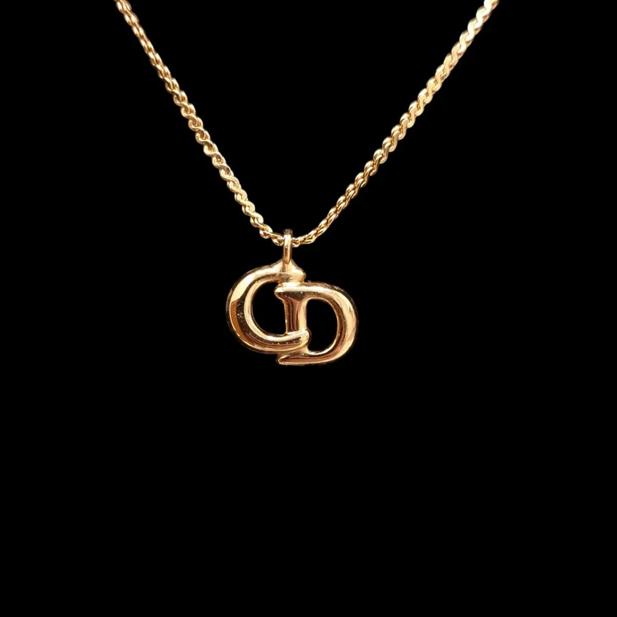 レディース Christian Dior CDロゴ ネックレス ゴールド ツイスト 