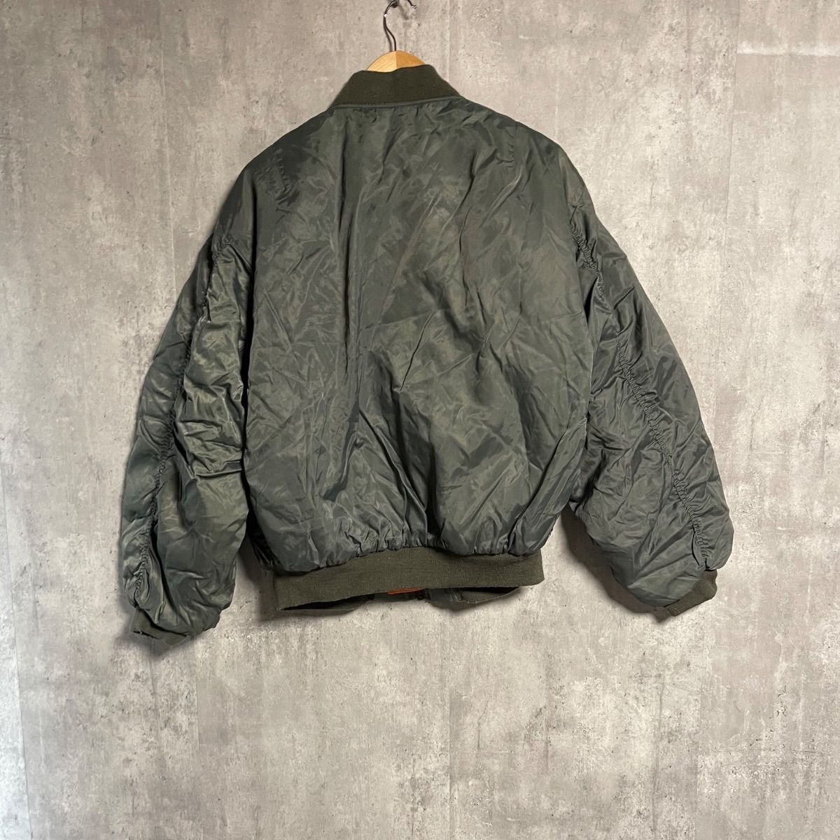 XL ビッグサイズ MA-1 フライトジャケット 中綿 裏地オレンジ カーキ 