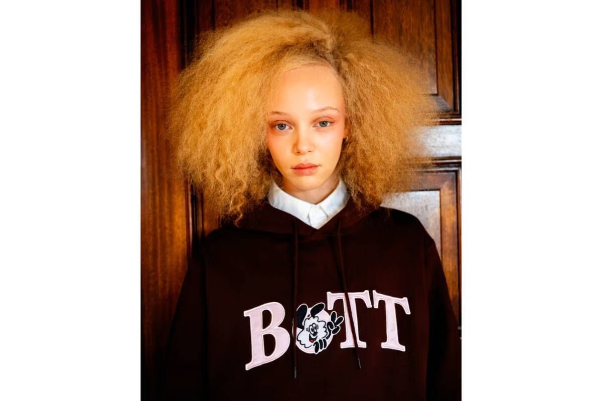 正規 25AW BoTT x VERDY ボット × ヴェルディ Vick Logo Hoodie Navy 