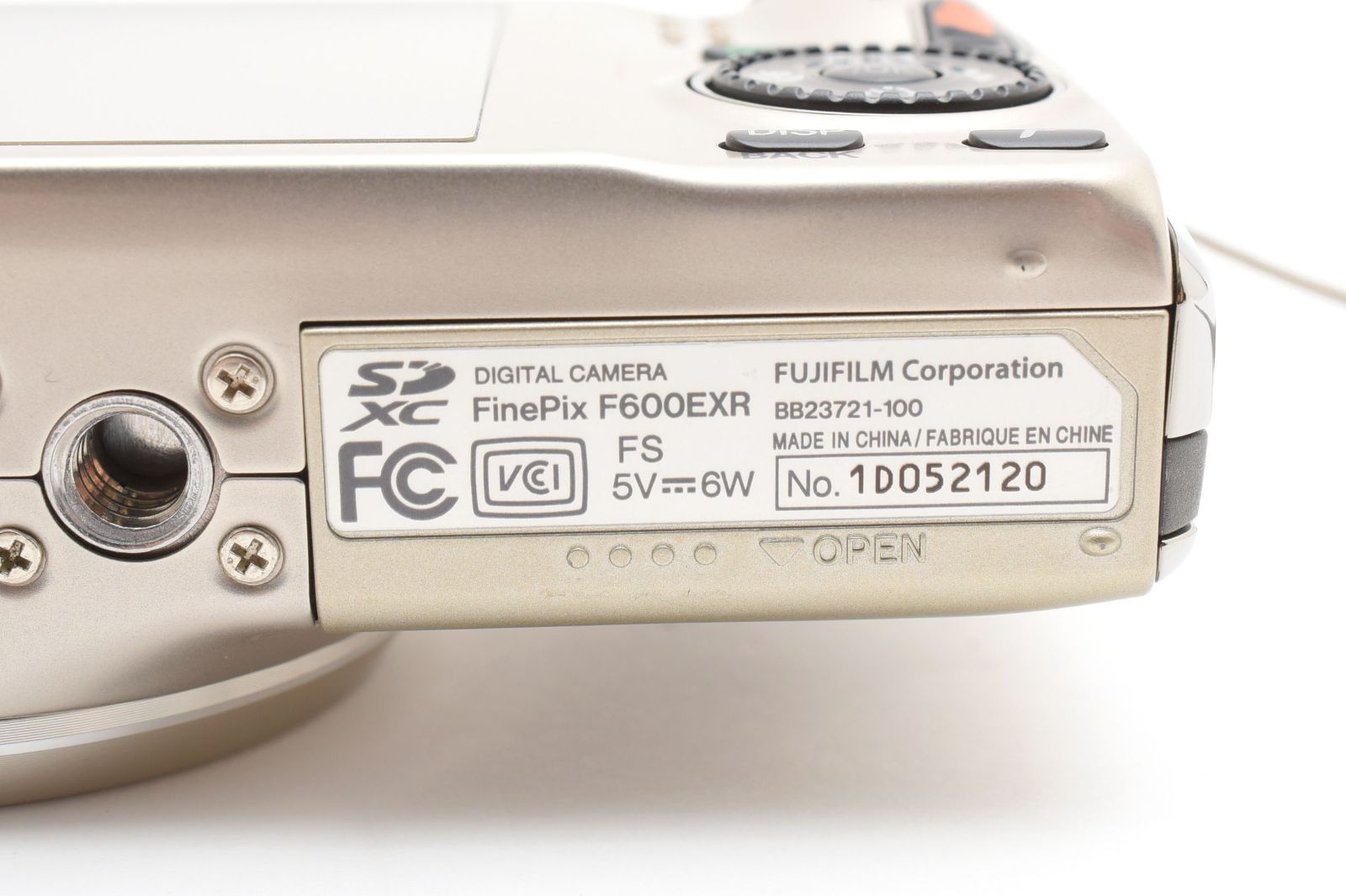 美品】FUJIFILM FinePix F600EXR 16MP コンデジ 15倍ズーム 元箱付 