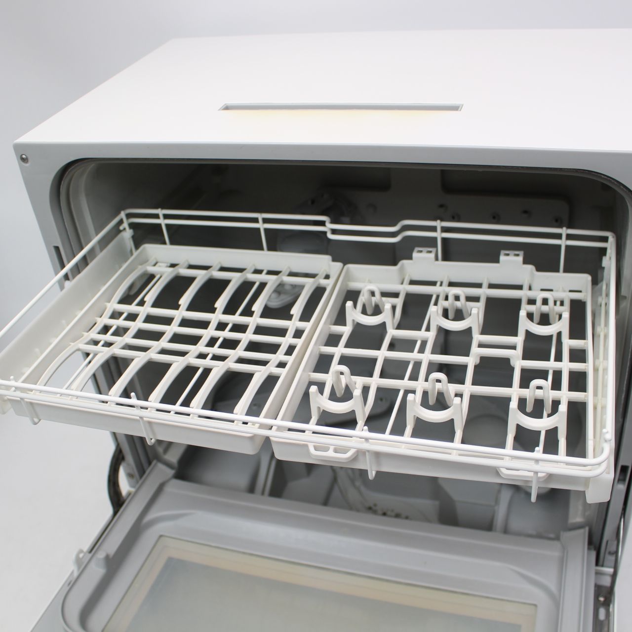 783)パナソニック 食器洗い乾燥機 5人用 食洗機 NP-TH4-C サンディ 