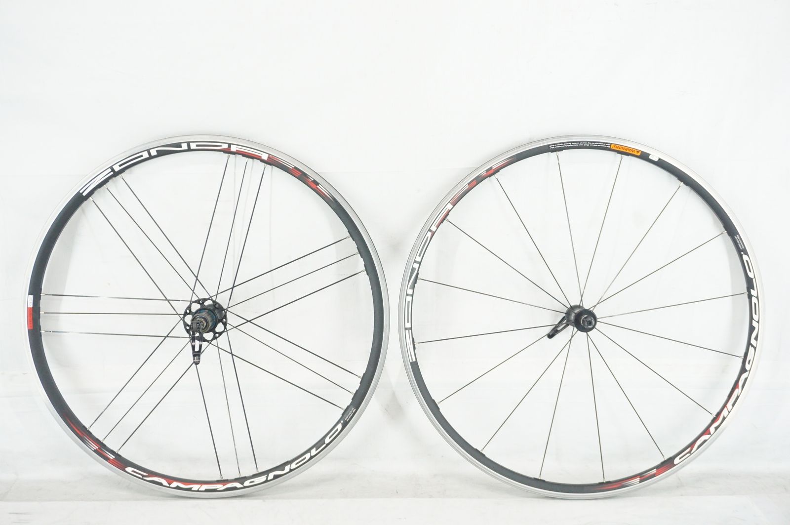 CAMPAGNOLO 「カンパニョーロ」 ZONDA C15 シマノ11速 ホイール CAMPAGNOLO 「カンパニョーロ」 ZONDA C15 シマノ11速 ホイール