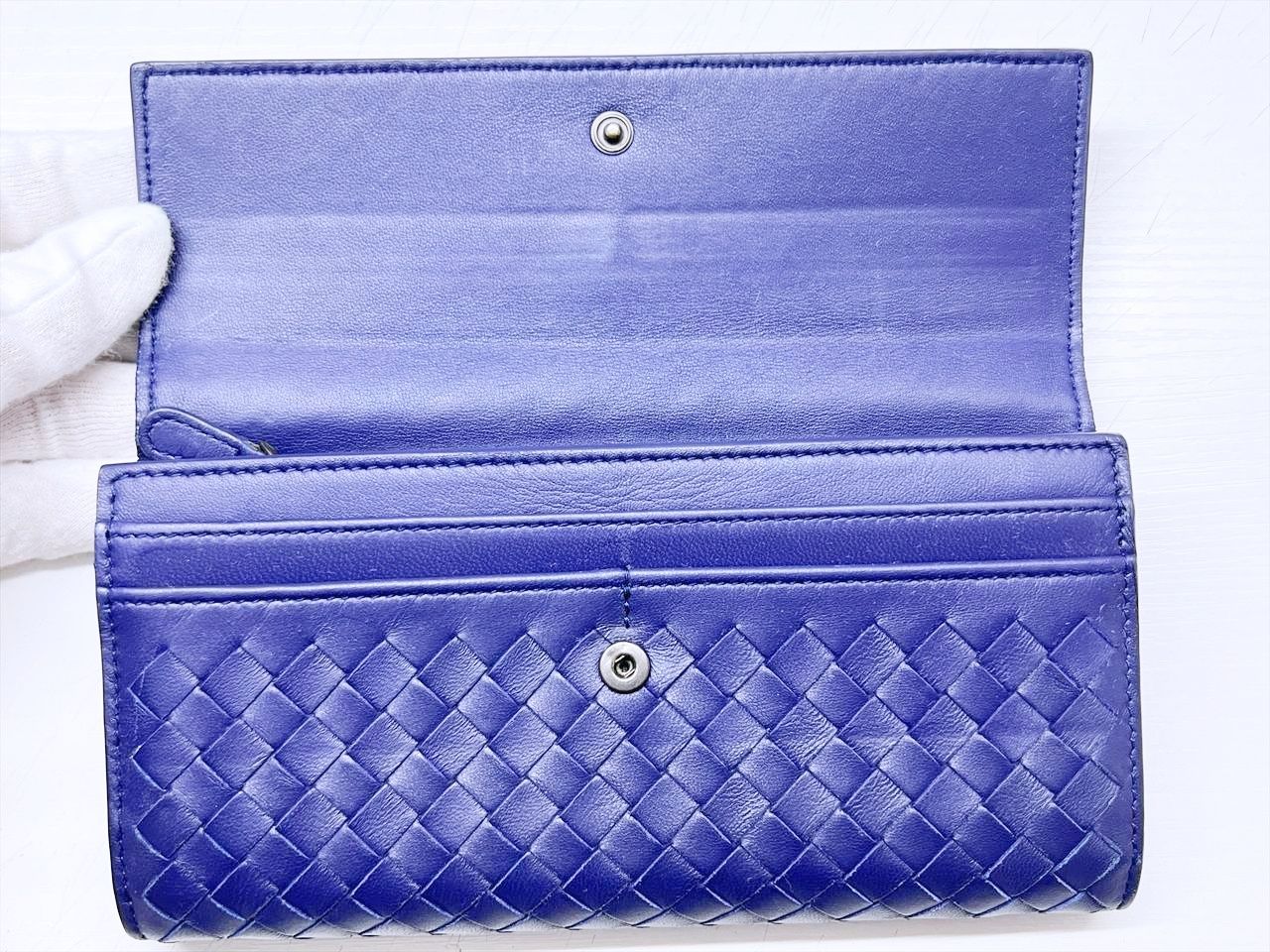 美品 Bottega Veneta ボッテガヴェネタ イントレチャート 二つ折り長 