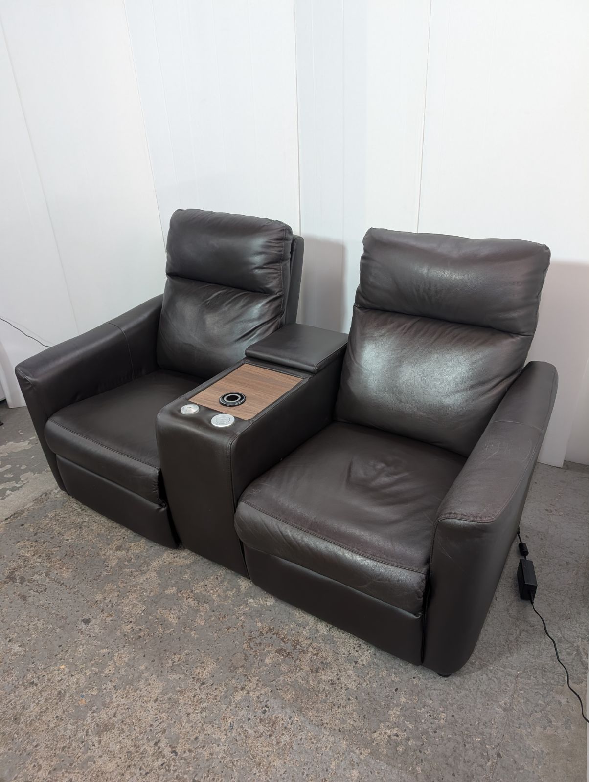 電動リクライニングソファ Nストラス