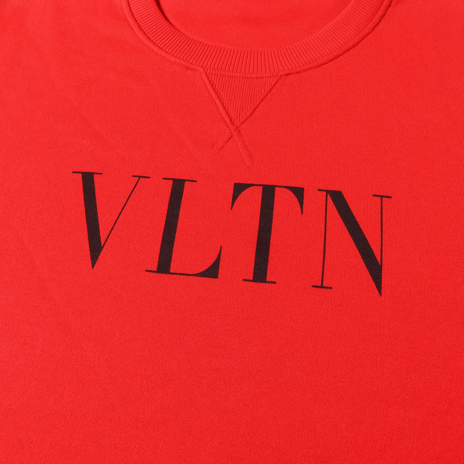 【美品】VALENTINO ヴァレンティノ スウェット レッド サイズ:S | VLTNロゴ 前Vガゼット クルーネック スウェットシャツ (TV3MF 10G3TV) | トップス トレーナー【メンズ】【中古】 美品】VALENTINO ヴァレンティノ スウェット レッド サイズ:S | VLTN