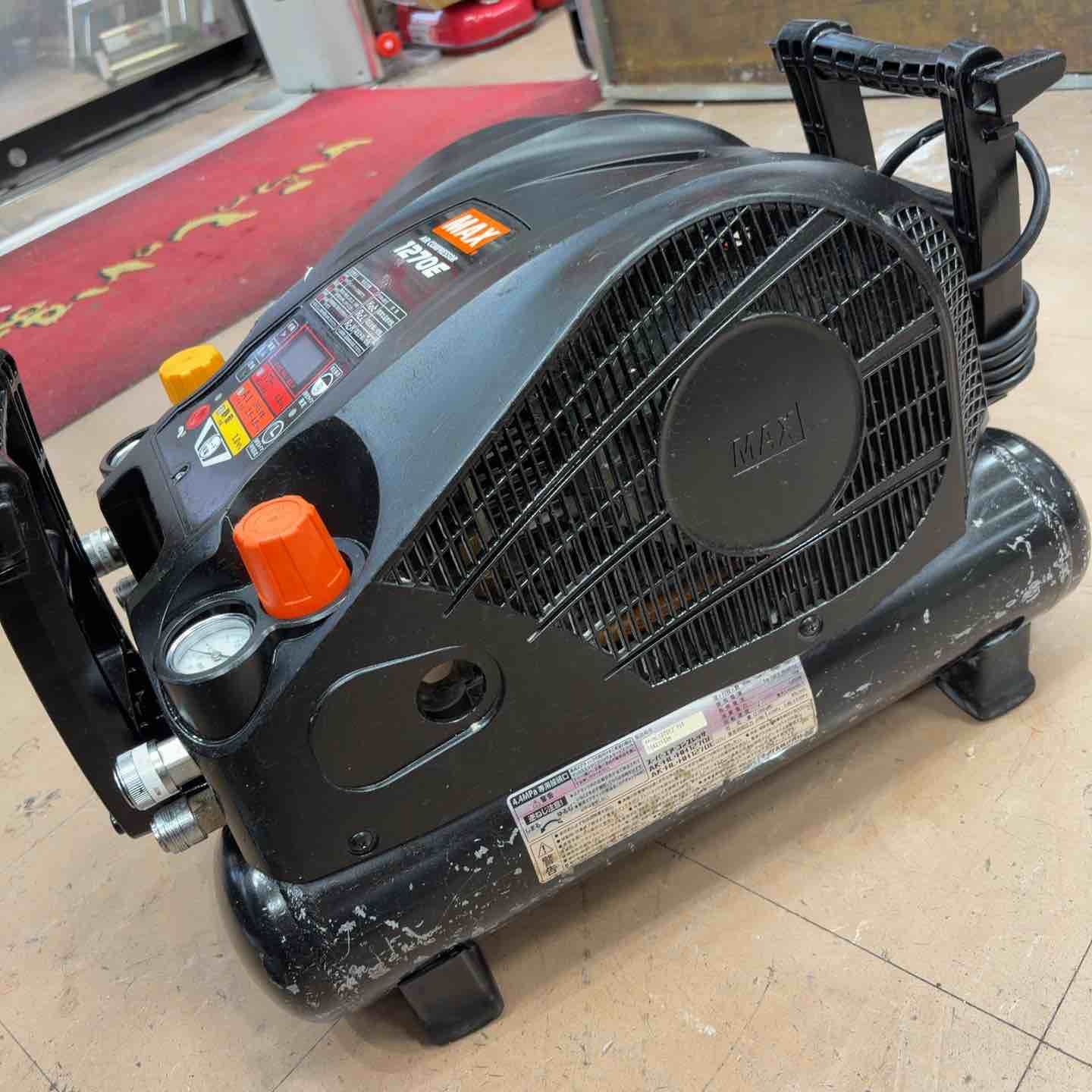 ☆マックス(MAX) エアコンプレッサー AK-HL1270E_ブラック ☆マックス 