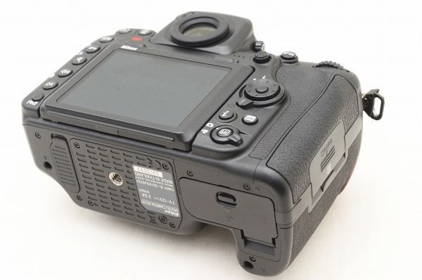 2026/3/23 ☆極上美品☆ Nikon ニコン D500 ボディ 元箱 付属品 Shot数