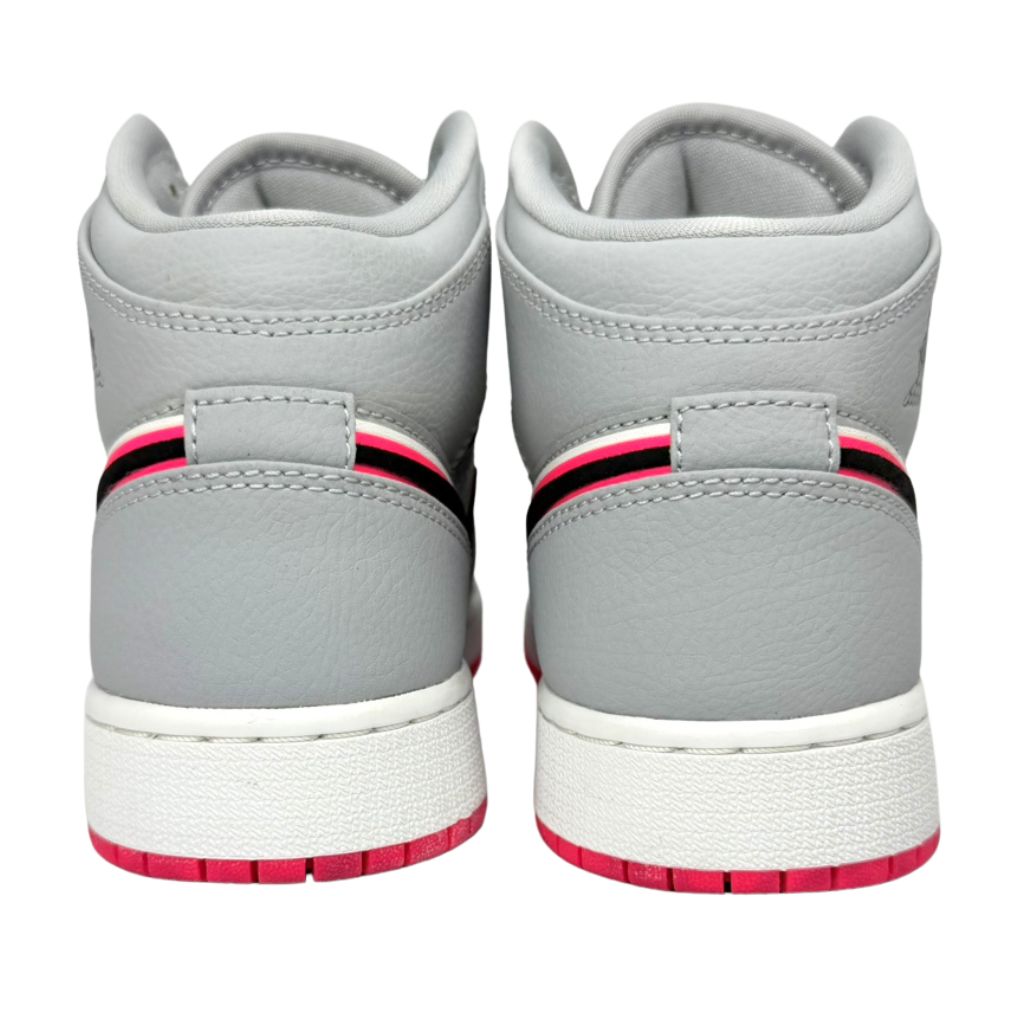 NIKE AIR JORDAN 1 MID NIKE AIR JORDAN 1 MID