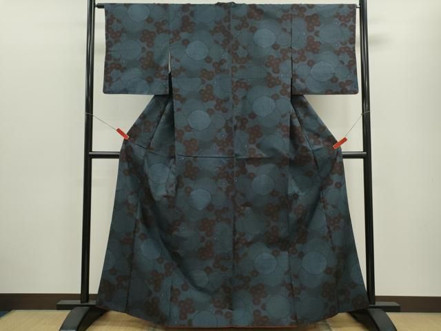 ☆平和島様☆専用出品商品です！ 平和屋着物□本場大島紬 7マルキ 菊丸文 正絹 逸品 CABD9736ze - メルカリ