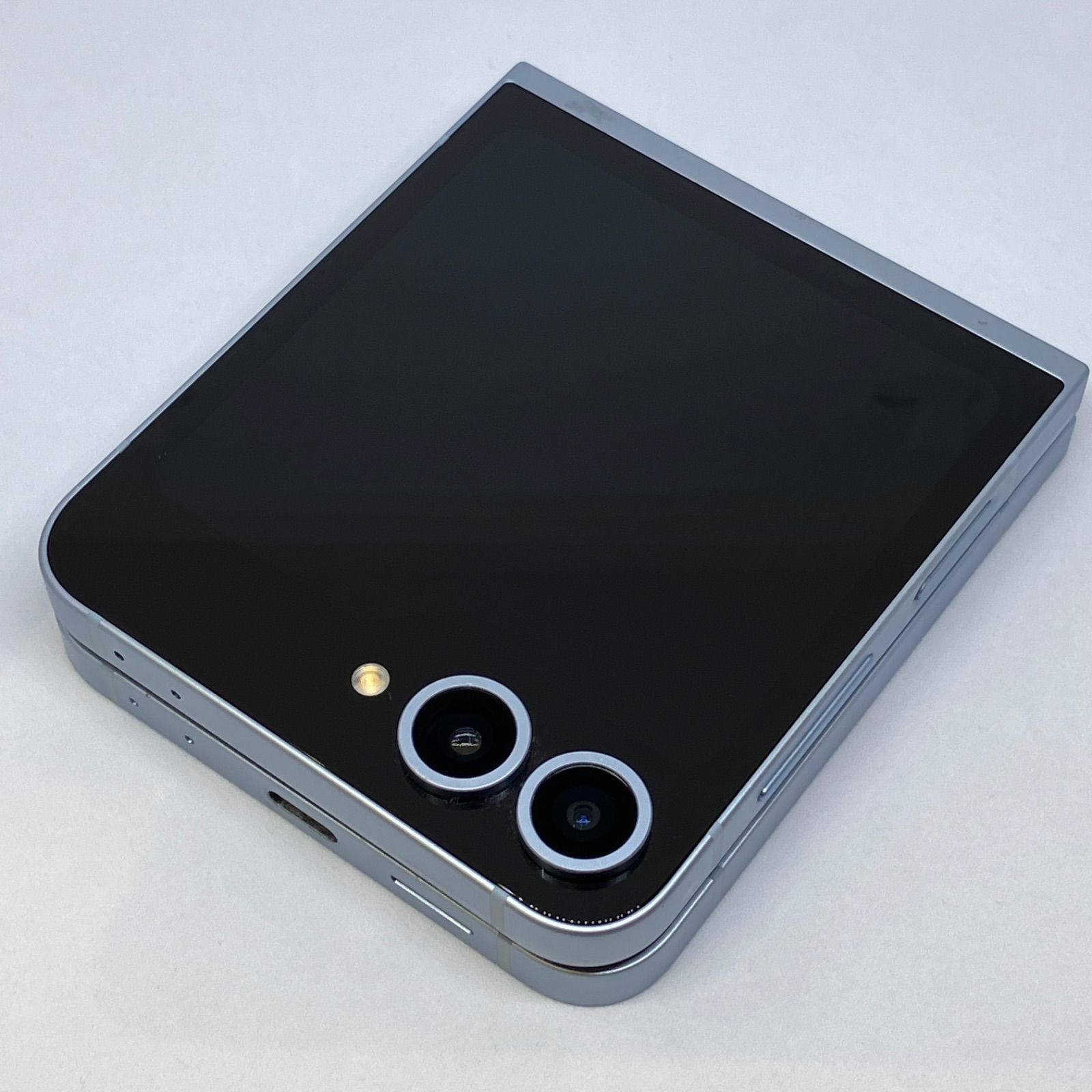 Galaxy Z Flip6 256GB ブルー docomo SIMロックなし - メルカリ