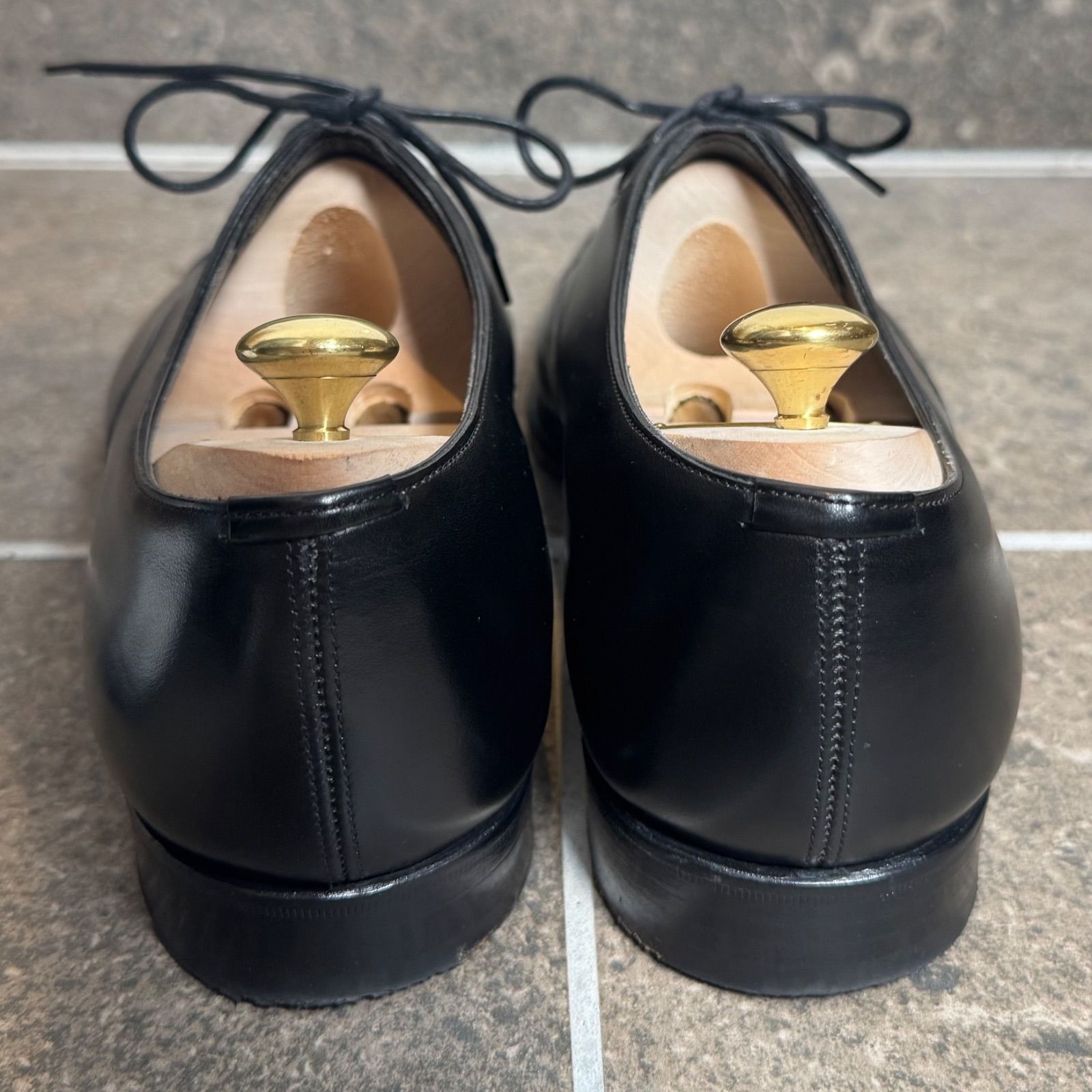 美品】EDWARD GREEN CHELSEA 黒 9.5E 純正シューツリー付 - メルカリ