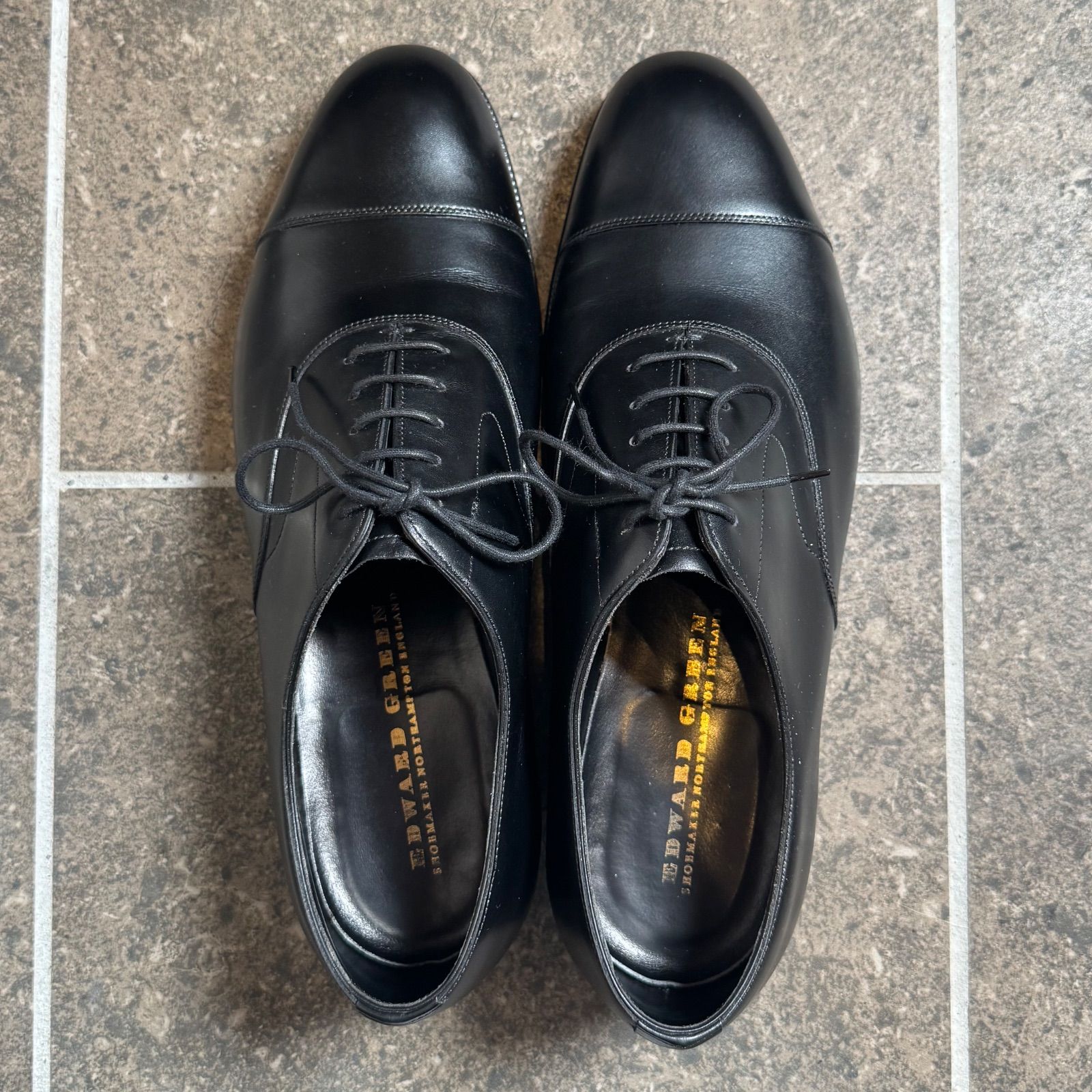 美品】EDWARD GREEN CHELSEA 黒 9.5E 純正シューツリー付 - メルカリ