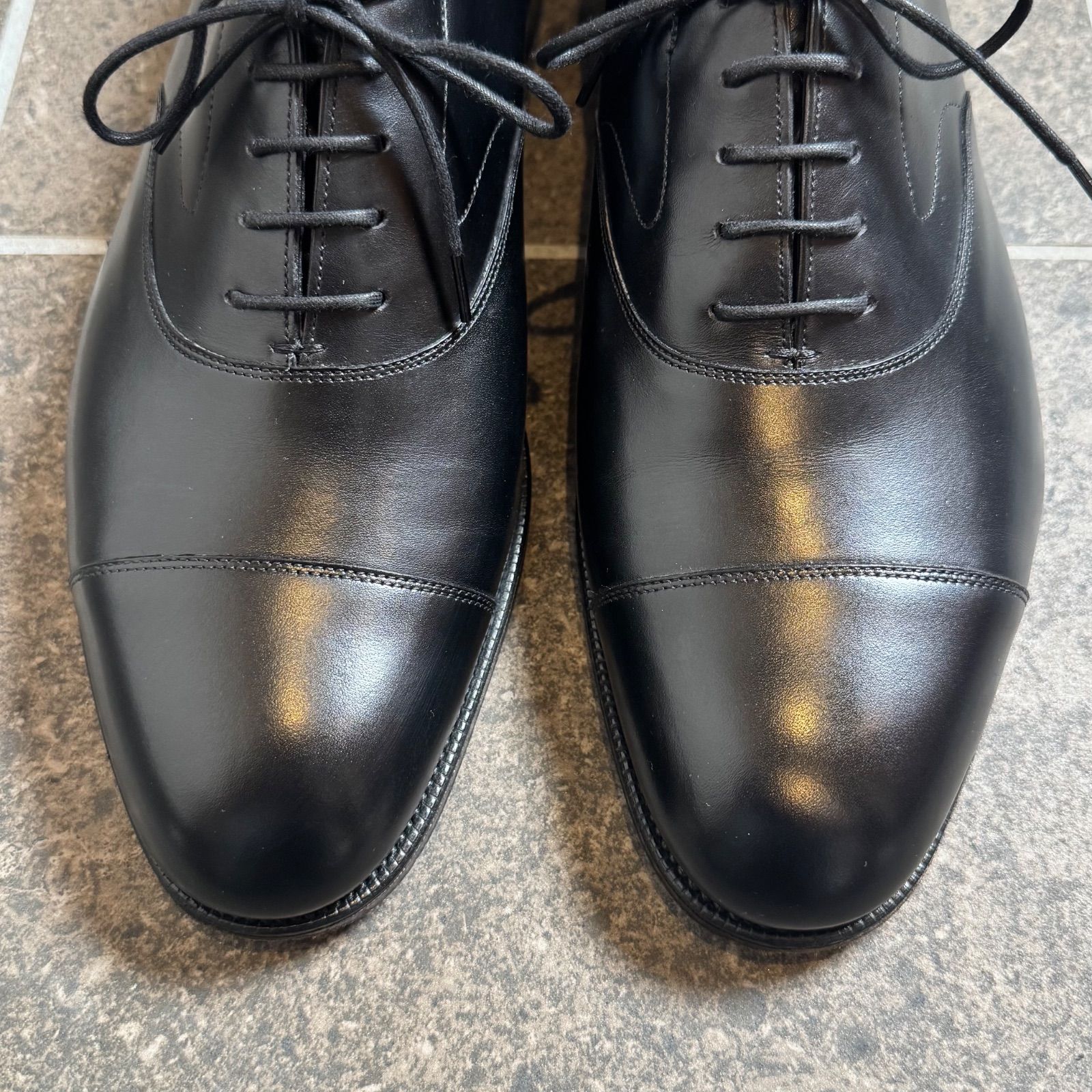 美品】EDWARD GREEN CHELSEA 黒 9.5E 純正シューツリー付 - メルカリ