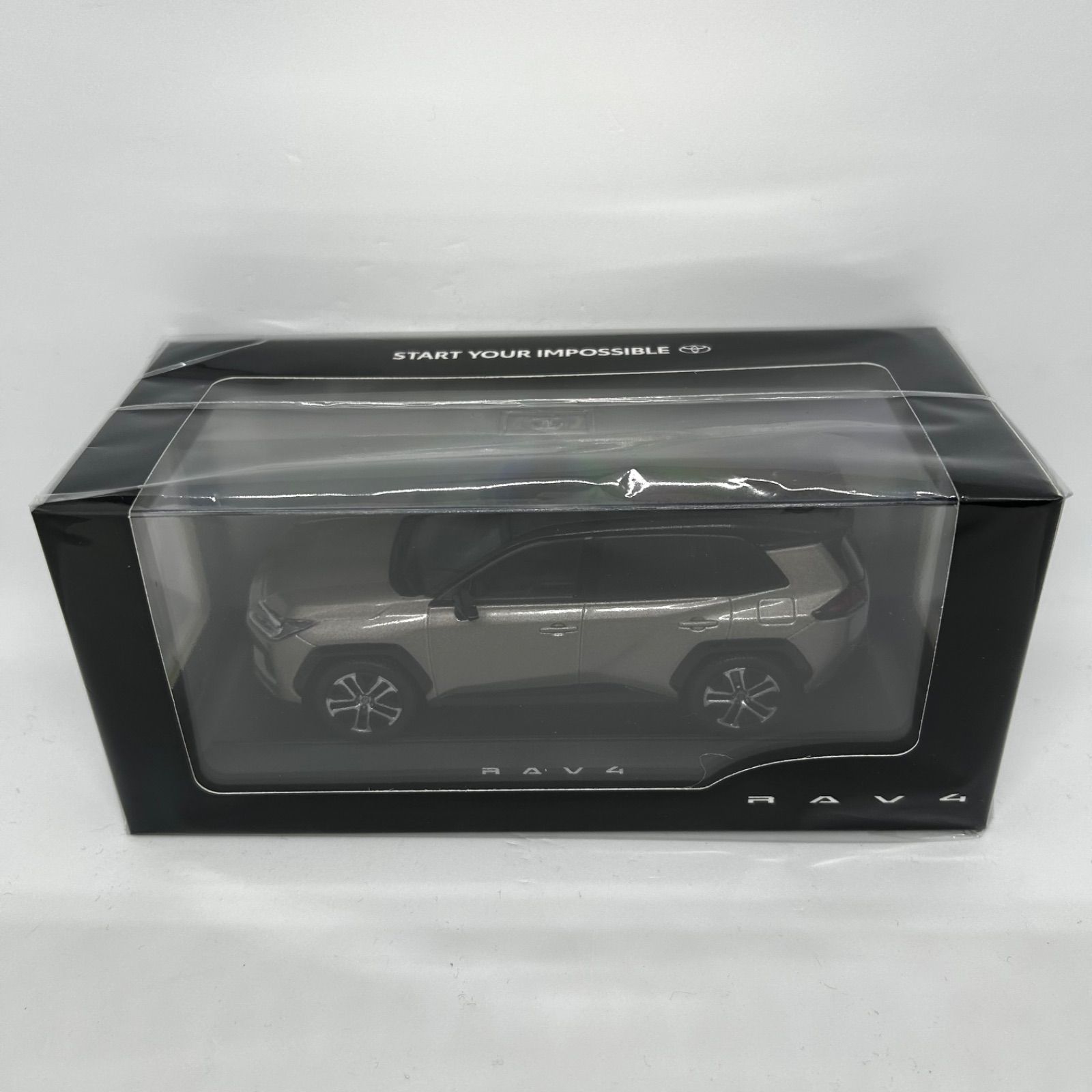 トヨタ博物館限定/正規品】新型RAV4 Z PHEV ブラック×アバンギャルド