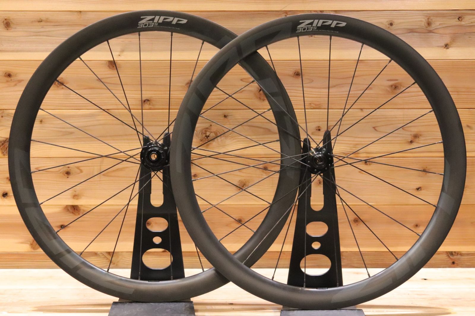 ZIPP 303S disc フックレス ジップ ZIPP 303S DISC シマノ 11S/12S 23㎜ フックレス カーボン