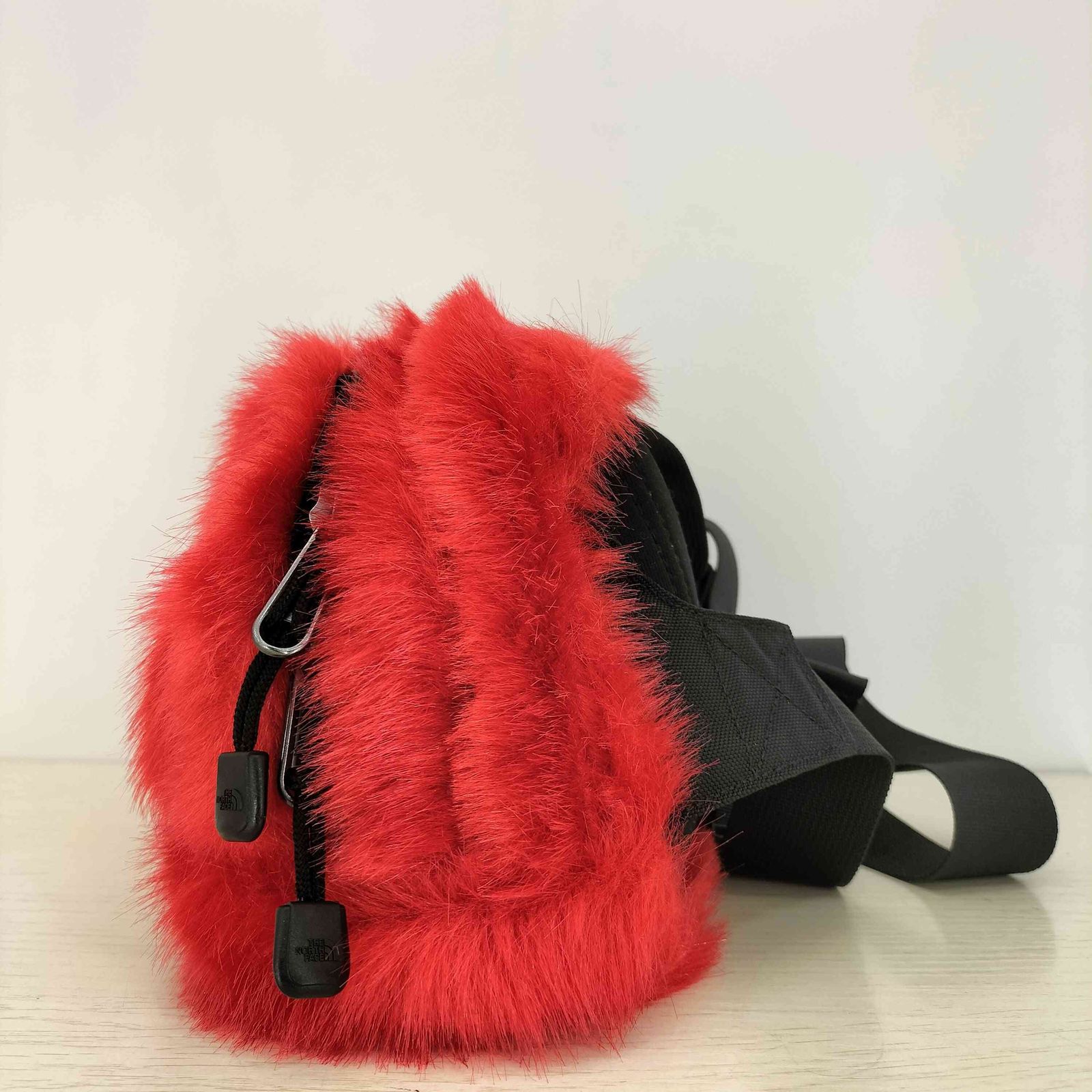 シュプリーム Supreme 20aw Faux Fur Waist Bag RED メンズ FREE