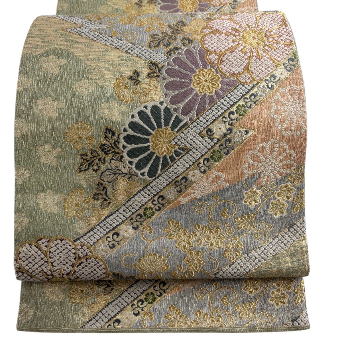 袋帯 名品 菊 菊唐草 箔 金糸 ベージュ 六通 正絹(仕立て上がり)｜売買され