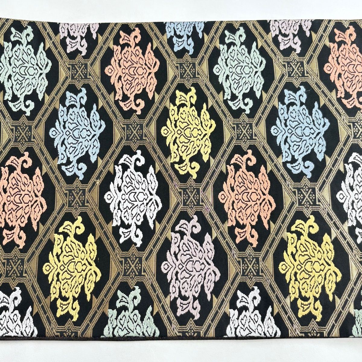 美品】 袋帯 秀品 菱 花 唐織 箔 黒 六通 正絹 【中古】 - メルカリ 美品】 袋帯 秀品 菱 花 唐織 箔 黒 六通 正絹 【中古】 - メルカリ