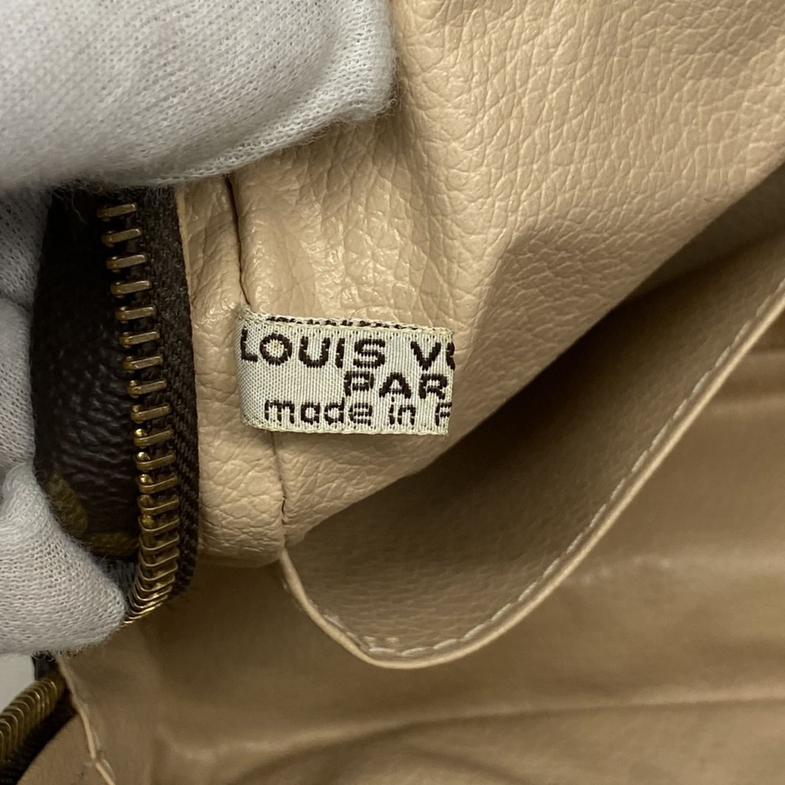 Buy from Japan Easily