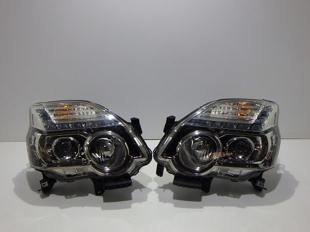 エクストレイル ヘッドライト左右 HID キセノン T31 NT31 後期 1849 W