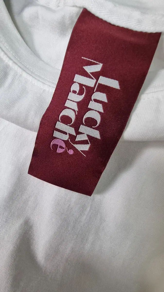 ラッキー CHIMI(チーマ) 花刺繍 ショート 半袖Tシャツ - メルカリ