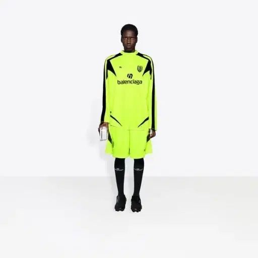 L BALENCIAGA(バレンシアガ) サッカー ジャージ ロングスリーブT L BALENCIAGA(バレンシアガ) サッカー ジャージ ロングスリーブT