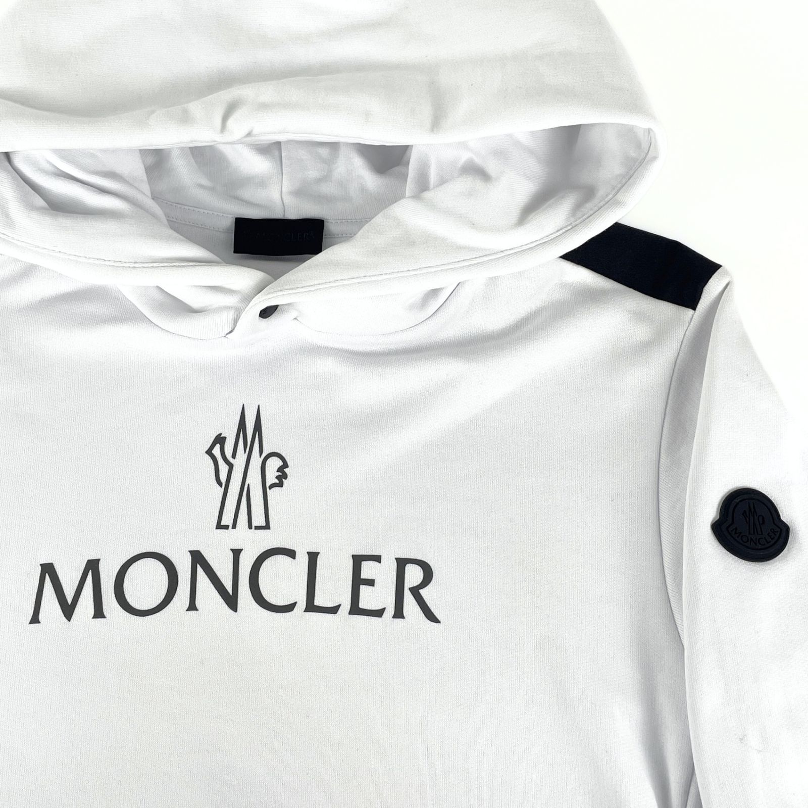 MONCLER モンクレール 22SS H10938G00018 809KR SAME BUT HOODIE ロゴ