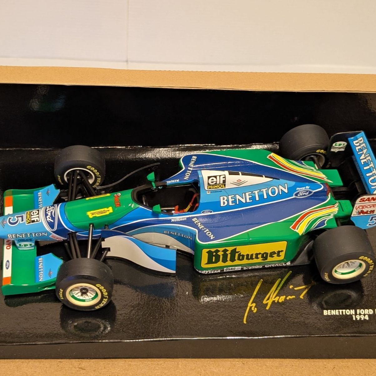 ミニチャンプス 1/18 F1 ベネトン B194 M.シューマッハ 1/18 ミニチャンプス ベネトンフォードB194 ミハエル・シューマッハ