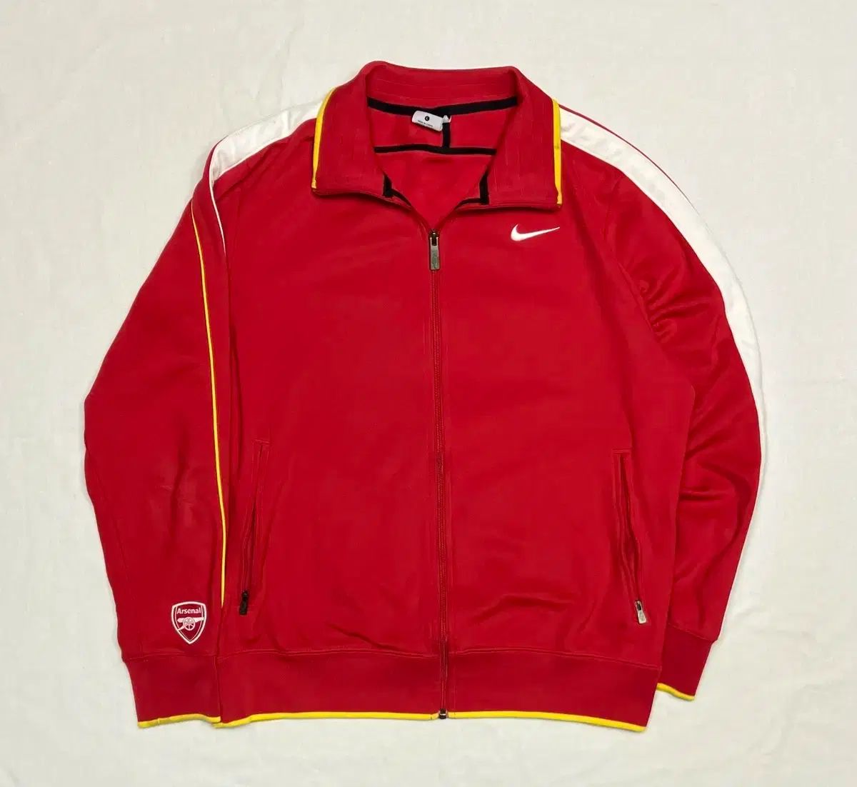 Nike Arsenal ジャージ 新品 (09/10アウェイユニ)Mサイズ NIKE アーセナル ジャージ Nike Arsenal ジャージ 新品 (09/10アウェイ