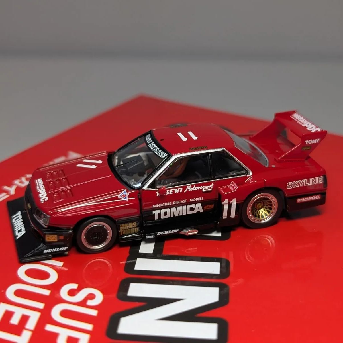 トミカリミテッドビンテージNEO トミカ スカイライン スーパー