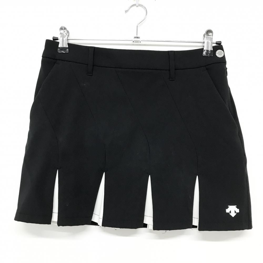 【希少】DESCENTE ゴルフ 近年モデル　切替　ロゴ　変形　プリーツスカート デサントゴルフ プリーツスカート 黒×白 裾ロゴ 中田英寿 レディース