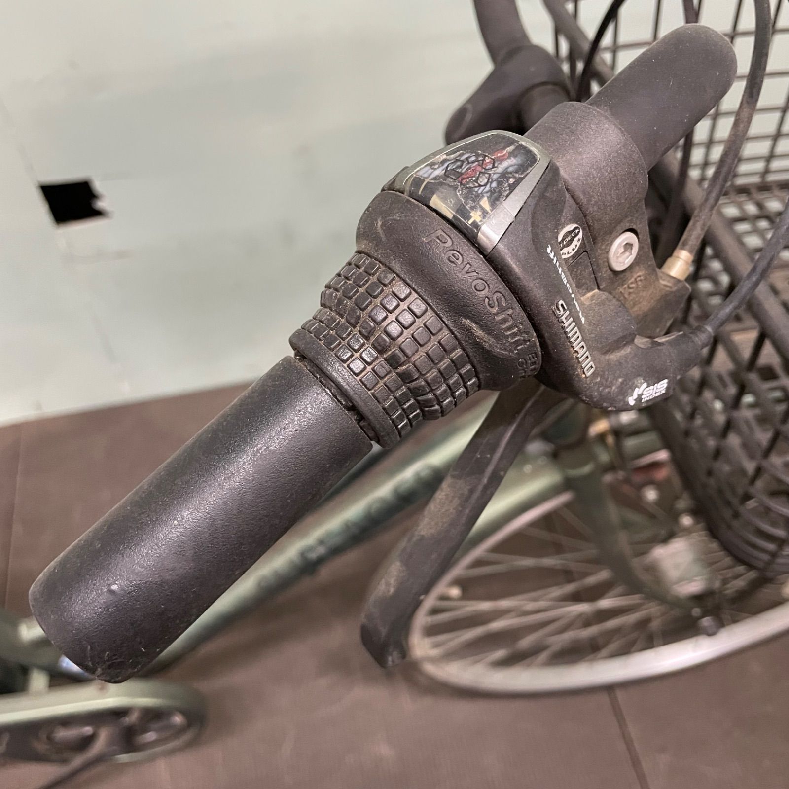 ♭ 自転車 ママチャリ 鍵付き - メルカリ