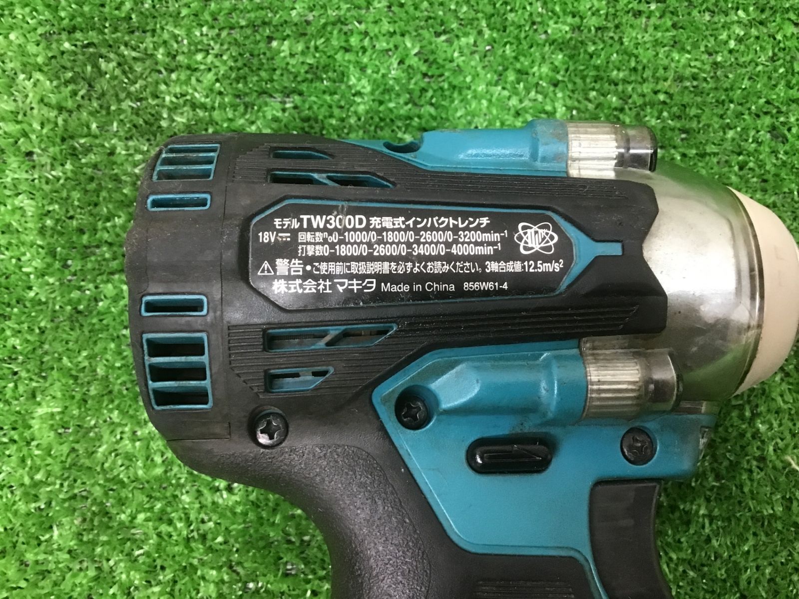 未使用 マキタ TW300D 18V インパクトレンチ 本体のみ 12.7mm makita 