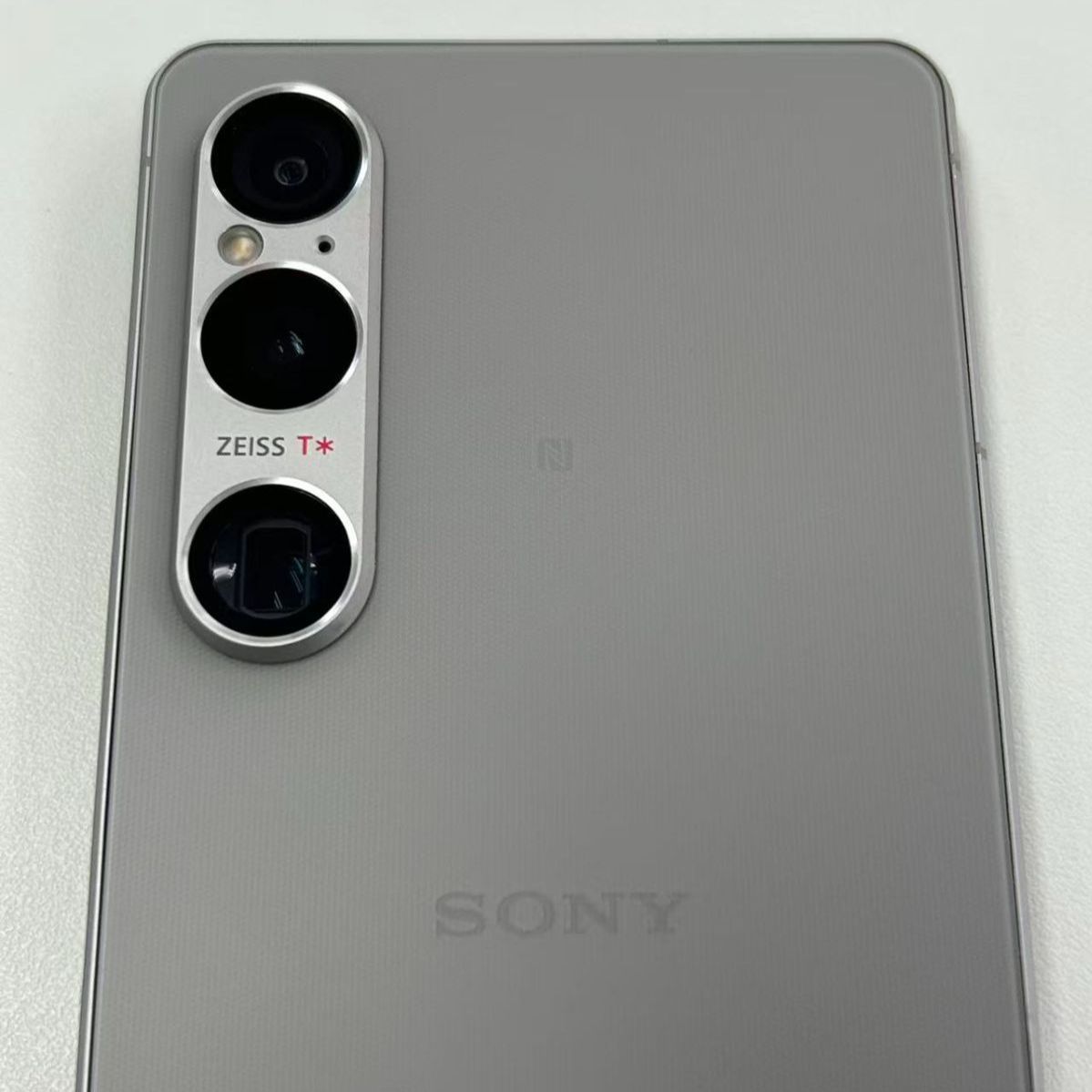 Xperia 1 VI A401SO 256GB シルバー ジャンク - メルカリ