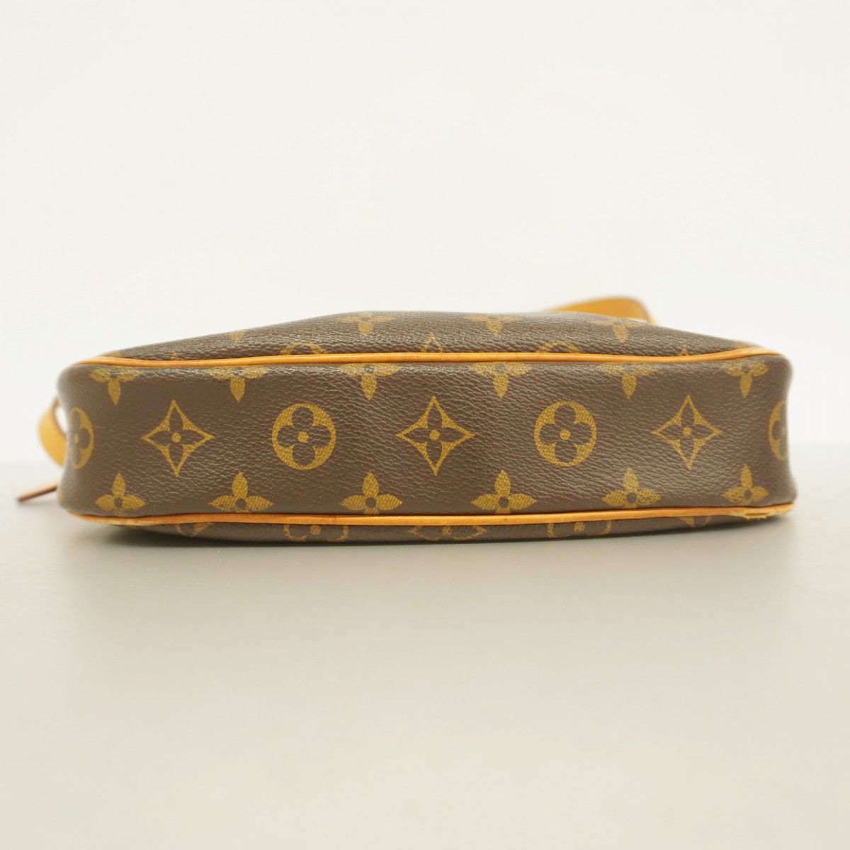 Buy from Japan Easily