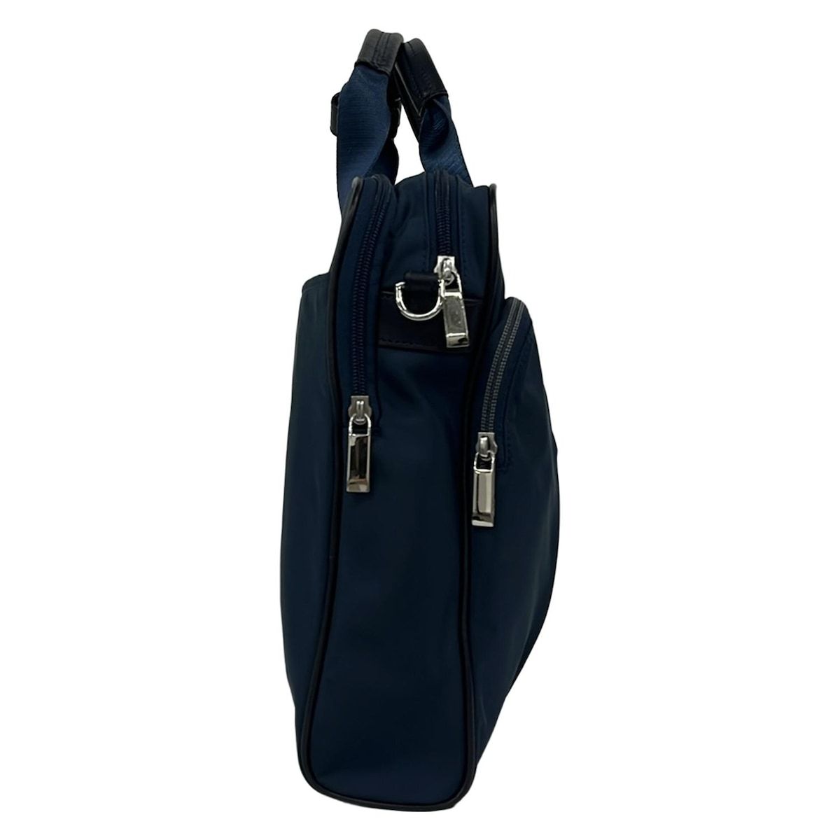TUMI(トゥミ) ビジネスバッグ美品 - ネイビー 本体ロックなし TUMI(トゥミ) ビジネスバッグ美品 - ネイビー 本体ロックなし