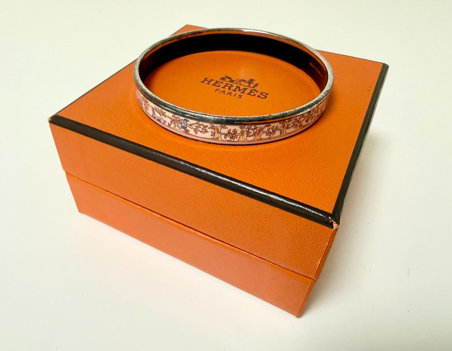 HERMES エルメス エマイユGM 七宝焼きバングル 箱付き 良品 42052