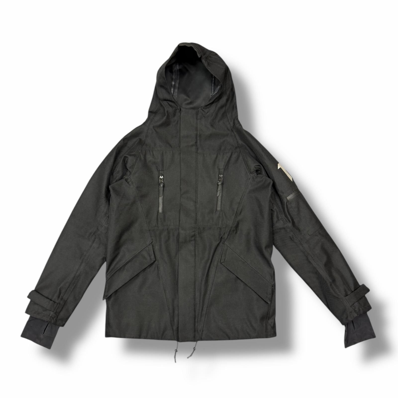 11 by boris bidjan saberi マウンテンパーカー 【公式通販】