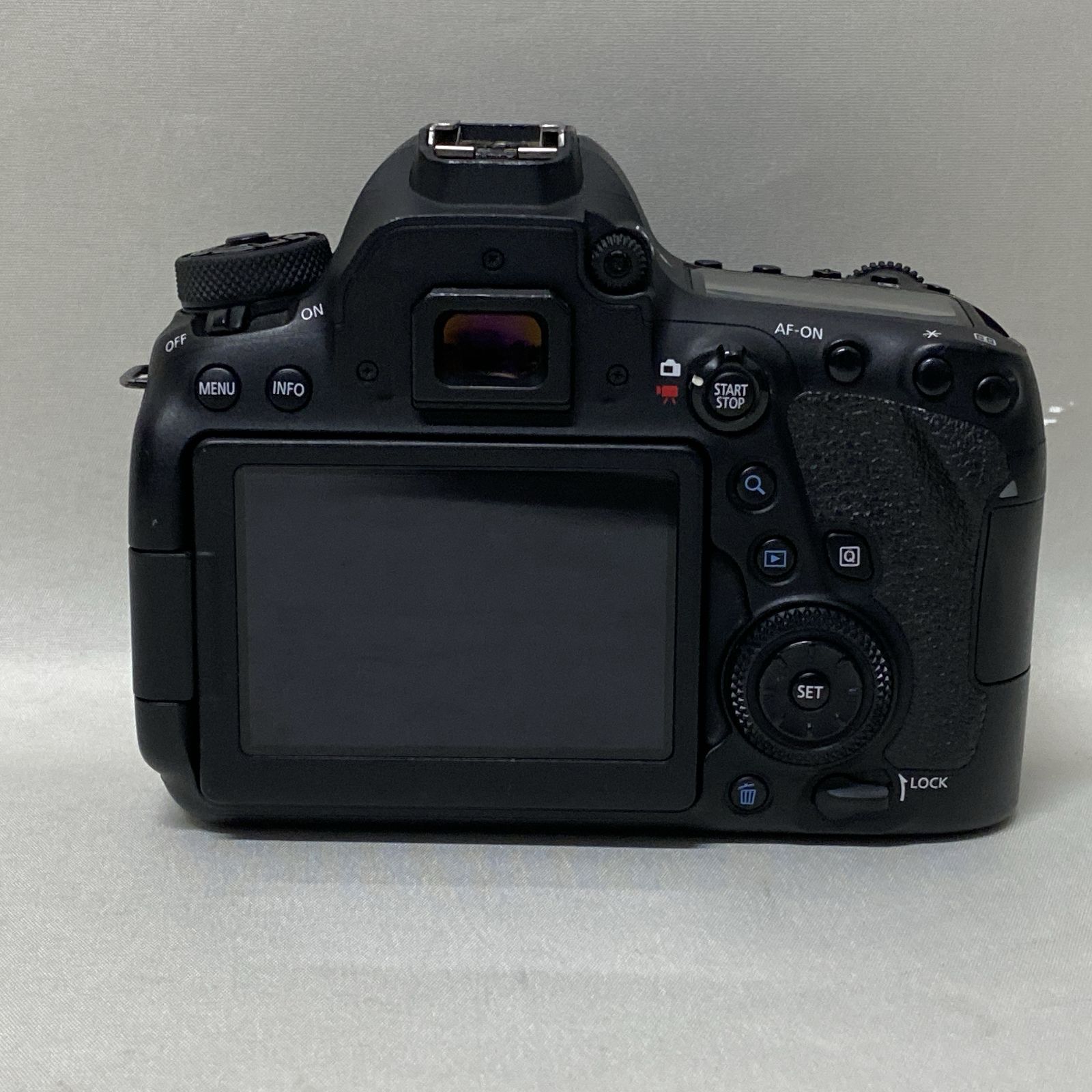 浜館64-735] [店舗併売品] Canon EOS 6D MarkⅡ 2017年製 ボディ 充電