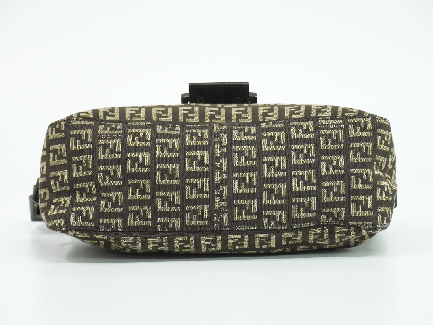 本物 フェンディ FENDI マンマバケット ズッキーノ ショルダー 本物 フェンディ FENDI マンマバケット ズッキーノ ショルダー