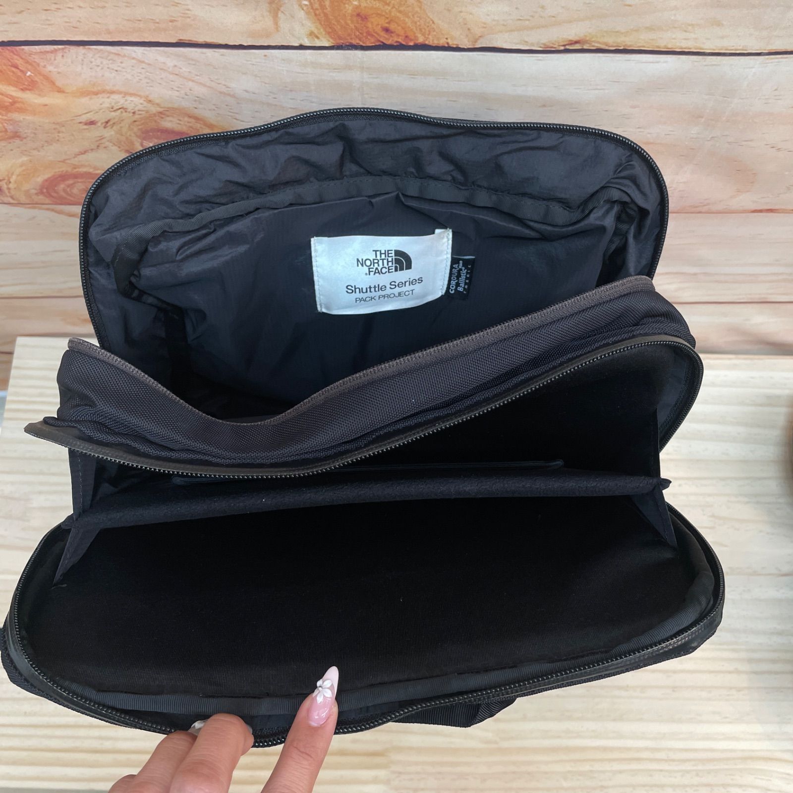 THE NORTH FACE ノースフェイス シャトルデイパック 25L - メルカリ
